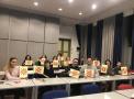 部分参与民众与自己精心制作剪纸作品合影